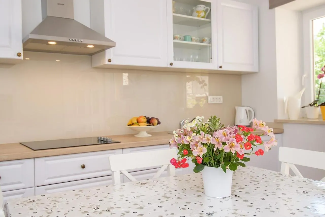 Apartment Bruneta 2 With Terrace Тар Хорватия